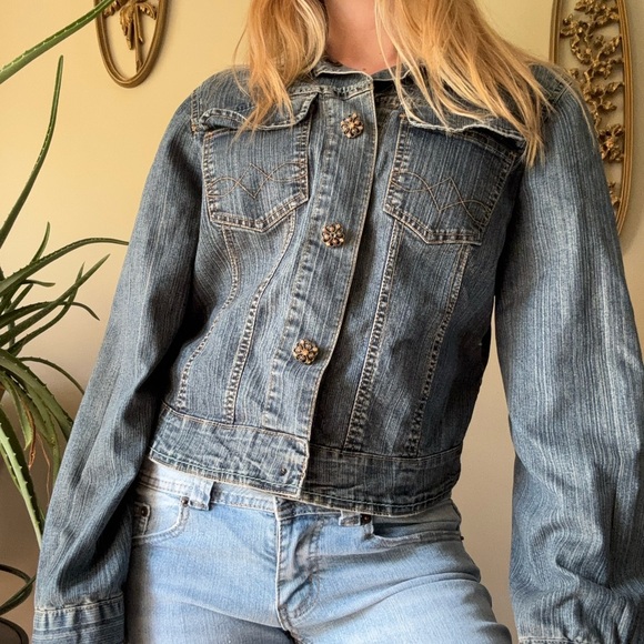 CAbi Blue Jean Jacket with Unique Buttons - Picture 5 of 11